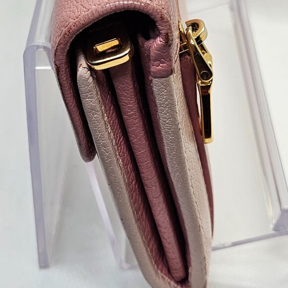 Miu Miu Two-Tone Pink Leather Long Wallet - Picture 6 of 12